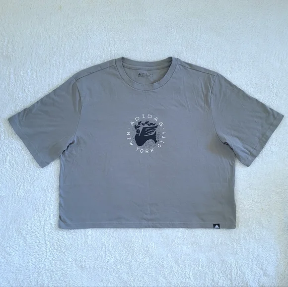 Adidas New York City🏙 Peace Dove🕊 Tee👕 - NWT - Picture 11 of 14